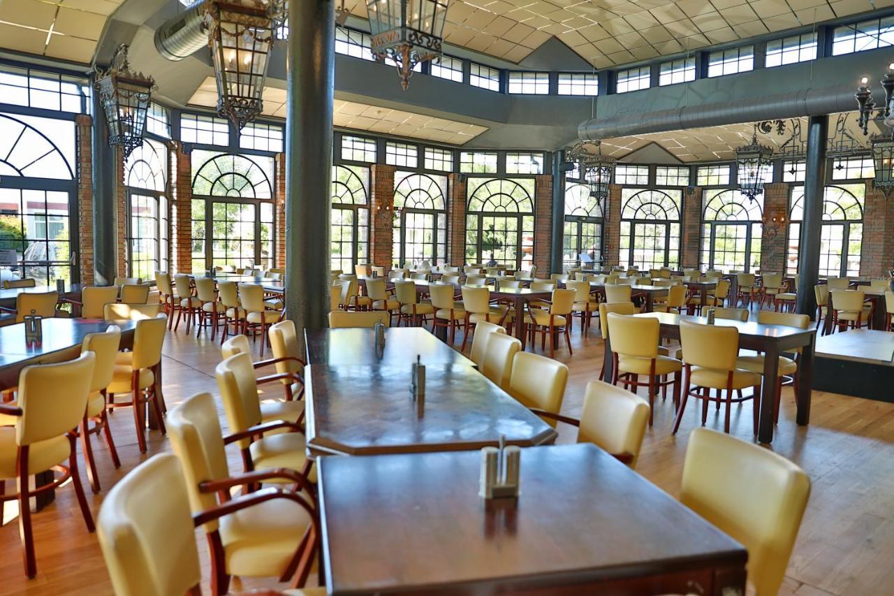 Dorf Wangerland Hotel Schillig Bagian luar foto