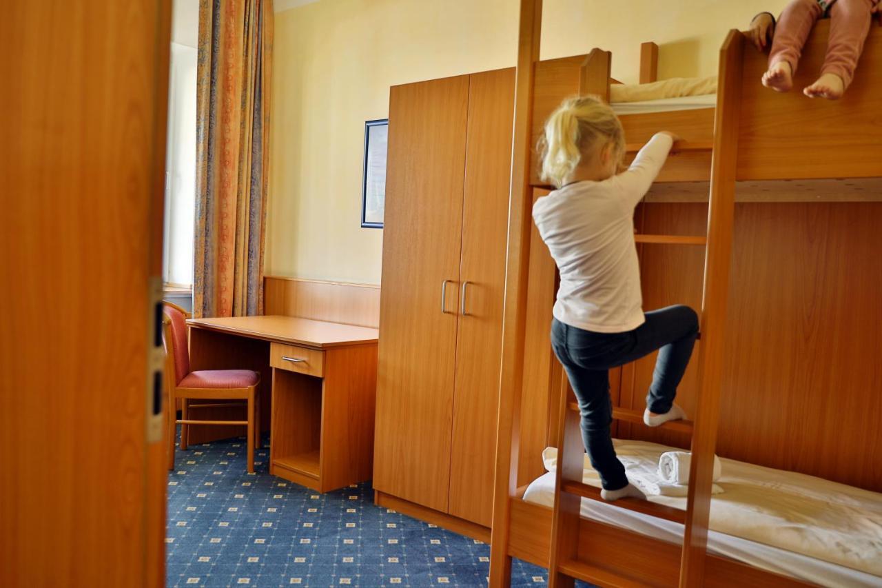 Dorf Wangerland Hotel Schillig Bagian luar foto